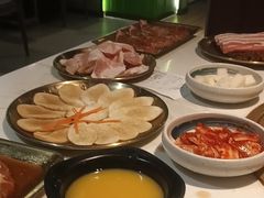 -炙城·韩式烤肉(南京东路店)