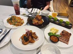 -美奈小馆·越南料理(中航城君尚购物中心店)