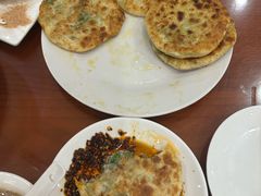 -老山记海城馅饼大酒店(振兴小区店)