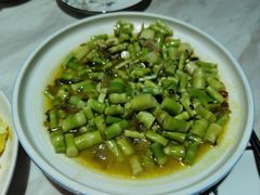 咸肉煨野笋-1718食尚馆·太湖菜(龙之梦太湖古镇店)