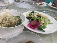 -黄埔华苑酒家(黄埔总店)