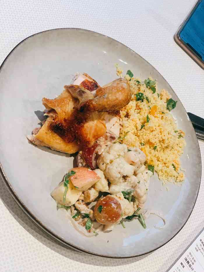 baker&spice(晶耀前滩店)-"面包和食物都蛮好吃的一家简式餐厅 有br.