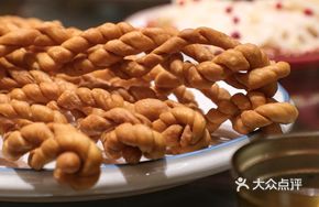 Yuxi Specialty Big Dough Twist