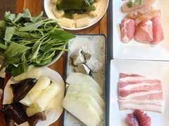 -城墙拐拐火锅(三峡广场黑金冠店)