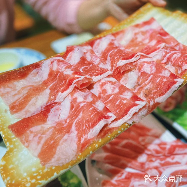 隔离仲有骨汤如果唔钟意食辣嘅仲有退路可言哈哈哈哈