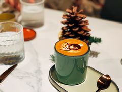 -潮一不贰·法式甜品·生日蛋糕·西式简餐(外滩店)