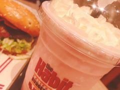 草莓奶昔-The Habit Burger Grill 哈比特汉堡(复兴soho店)