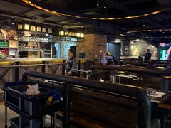 -麦凯伦烧烤·精酿超级工厂店(金桥总店)