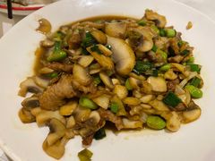 雪菜蘑菇肉片-小厨师·二十年沈家门小海鲜(百井坊巷店)