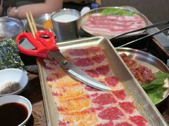 -围炉肉舍•炭烤活鳗•丹东海鲜烤肉(步行街店)