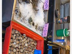 -J Daeng Seafood