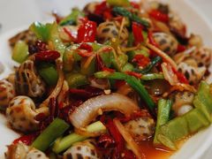 -覃记海鲜美食餐厅