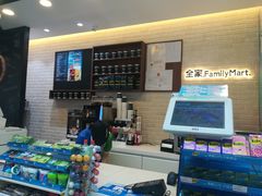 -全家便利店(王府井大街店)
