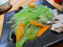 青笋炒肉片-小镇大厨私房餐厅