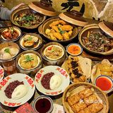 就在汕头酒吧一条街旁边，环境超有潮汕复古风