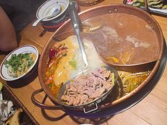 -洱火云南酸菜牛肉火锅(石景山当代商城店)