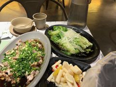 -巴厘龙虾·榜首油焖大虾(音乐学院·沿江酒馆店)