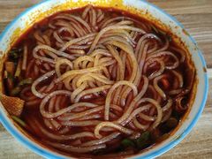 红油米线-老字号杨坡红油米线腊汁肉夹馍(东四道巷店)