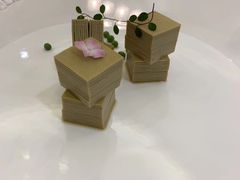 -上海跨国采购会展中心