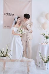-喜爱高定婚纱摄影