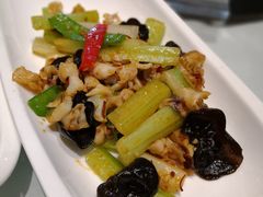 -万龙洲海鲜(大兴绿地缤纷城店)