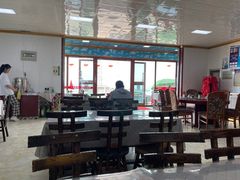 大堂-青海特色美食小炒炕锅牦牛肉火锅