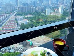 -上海龙之梦万丽酒店