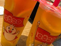 -蜜雪冰城(万达广场外B号门门口外集装箱店)