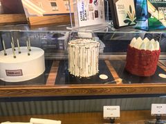 柠檬蛋白蛋糕-OUR Bakery(三里屯太古里店)