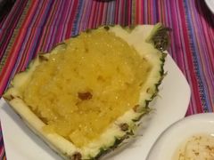 菠萝饭-香巴拉云南餐厅(华莱坞店)