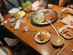 -东巴婆婆云南鱼豆花火锅(大东门店)