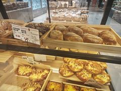 -华冠折扣超市(长阳店)