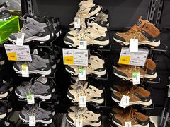 -迪卡侬(大英山店)