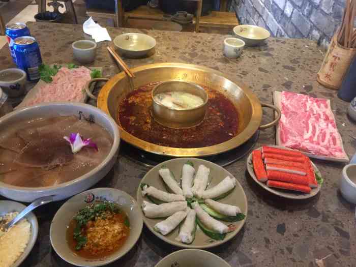 小龙坎老火锅(焦作店)-"位置在政二街上,原来的小天鹅,迪欧咖啡的.