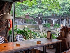 -喜洲吧·江畔老船厂·庭院餐厅(喜临院店)