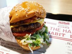 -The Habit Burger Grill 哈比特汉堡(复兴soho店)