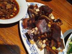 -老天桥酱肉烧饼夹肘子(天桥店)