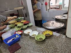 -张阿三馄饨店