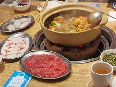 -邹开喜·炭炉鸡煲·海鲜火锅(虹口足球场店)