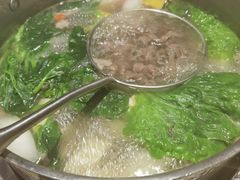 -左庭右院鲜牛肉火锅(金山万达店)