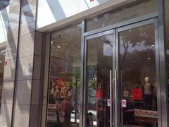 门面-优衣库(广州恒宝广场店)