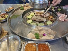 -哈哈碳都·牛肋条无限自助烤肉(台江万达店)