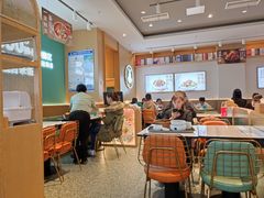 大堂-谷田稻香·砂锅菜(元洪店)