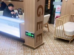 -霸王茶姬(南强街店)