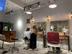 -摩力美发·烫·染·设计专业店