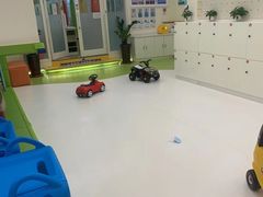 -小小王国亲子游泳俱乐部(锦辉中心)