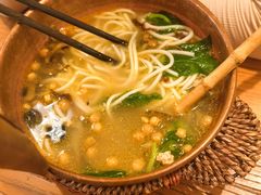 -山那边·米线厨房(华采天地店)