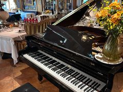 -火车头法国西餐厅