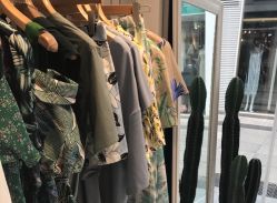 -YS韩国设计师女装品牌 化妆品