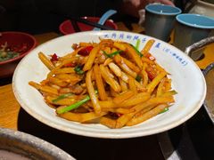 金牌土豆丝-吃饭皇帝大土家民族菜(正大广场店)